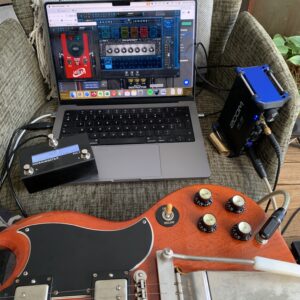Axiom Guitar Modeler & MORNINGSTAR MC3 MIDI Controller